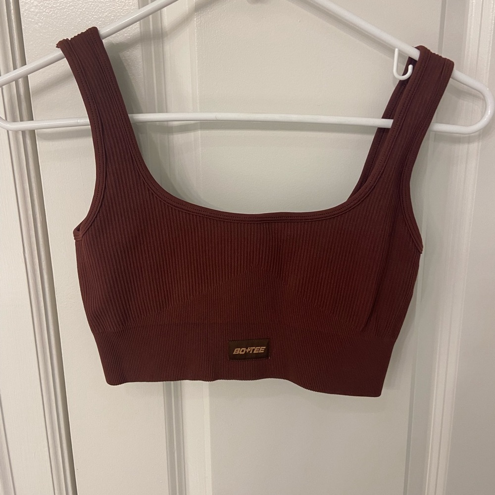 Bo+Tee Ribbed Sports Bra